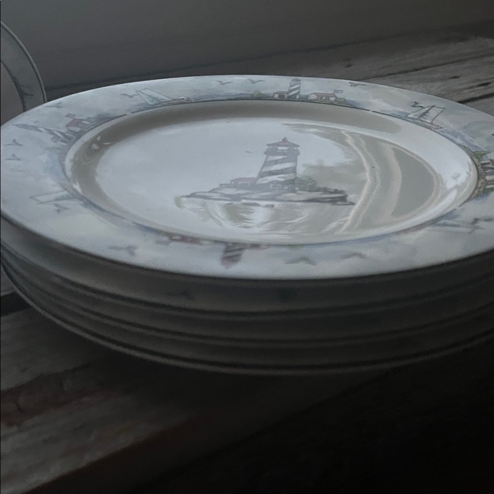 Lighthouse Design Dinnerware Set - Picture 8 of 9